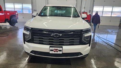 2025 Chevrolet Suburban 4WD High Country