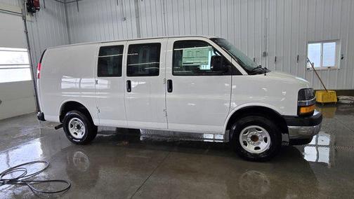 2024 Chevrolet Express 2500 RWD 2500 Regular Wheelbase WT