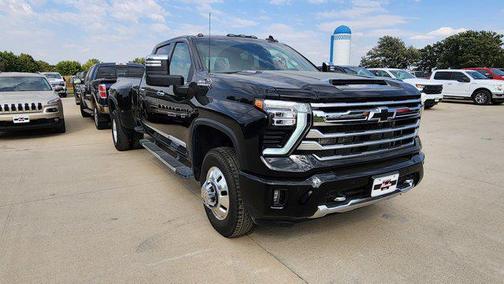 2025 Chevrolet Silverado 3500 High Country