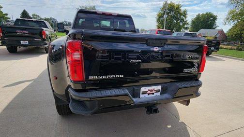 2025 Chevrolet Silverado 3500 High Country