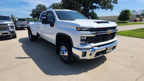 2024 Chevrolet Silverado 3500 LT