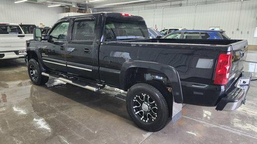 2005 Chevrolet Silverado 2500 LT H/D Crew Cab