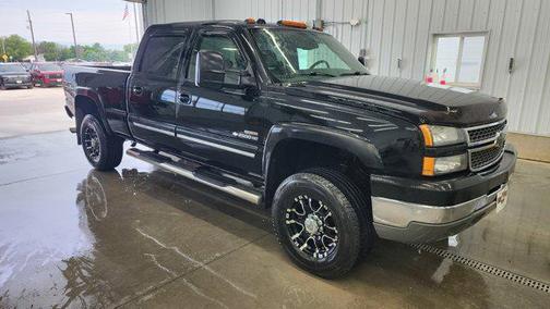 2005 Chevrolet Silverado 2500 LT H/D Crew Cab