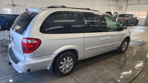 2007 Chrysler Town & Country Touring