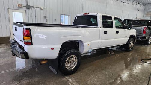 2003 Chevrolet Silverado 3500 LS Crew Cab