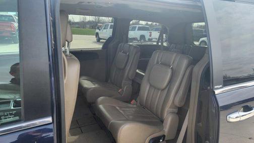 2013 Chrysler Town & Country Touring-L