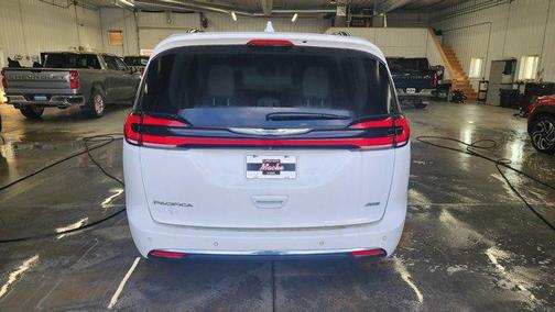 2021 Chrysler Pacifica Touring L