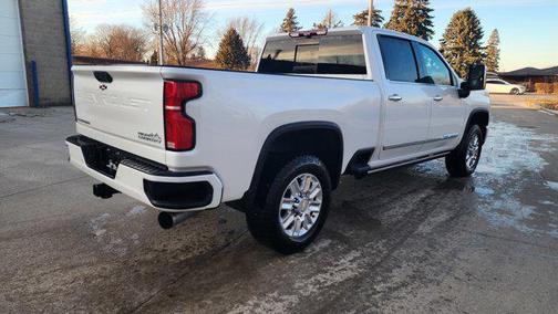 2025 Chevrolet Silverado 3500 High Country