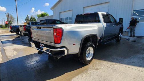2025 Chevrolet Silverado 3500 LTZ