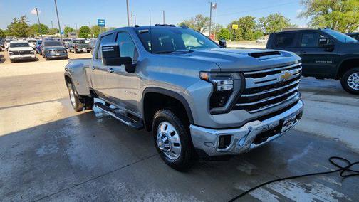 2025 Chevrolet Silverado 3500 LTZ