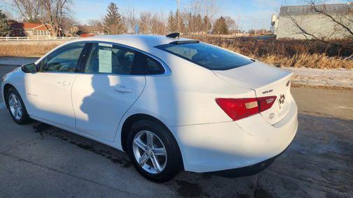 2022 Chevrolet Malibu 1LS