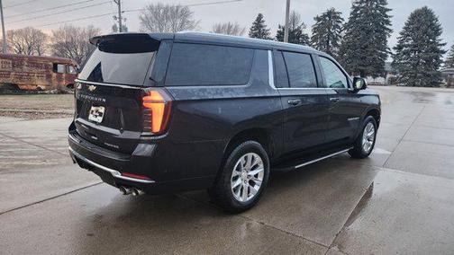 2025 Chevrolet Suburban Premier