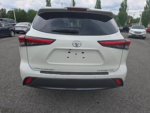 2021 Toyota Highlander Limited