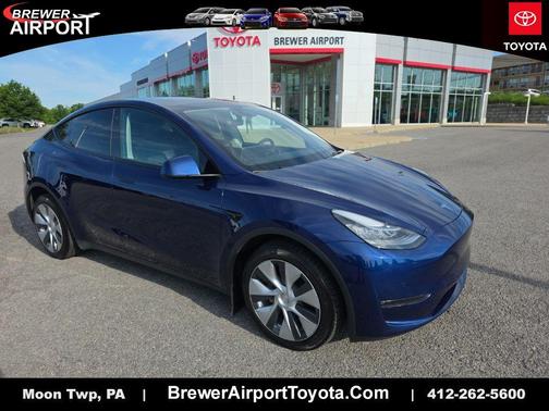 Deep Blue Metallic 2022 Tesla Model Y Long Range Dual Motor All-Wheel Drive