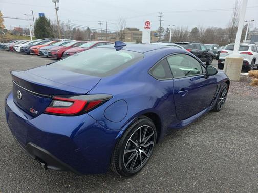 2024 Toyota GR86 Base