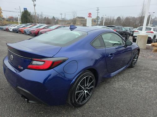 2024 Toyota GR86 Base