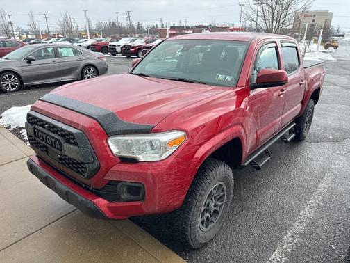 2022 Toyota Tacoma SR