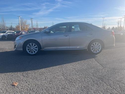 2014 Toyota Camry XLE