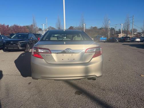 2014 Toyota Camry XLE