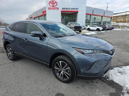 2022 Toyota Venza LE