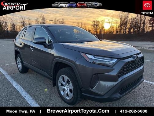 2023 Toyota RAV4 LE