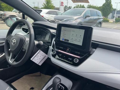 2025 Toyota Corolla Hybrid SE