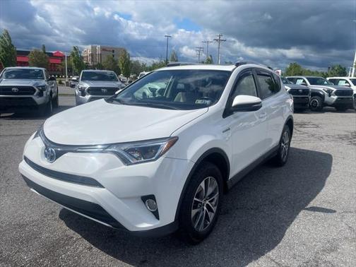 2016 Toyota RAV4 Hybrid XLE