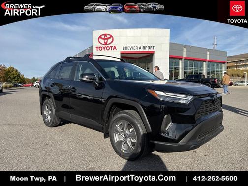 2025 Toyota RAV4 XLE