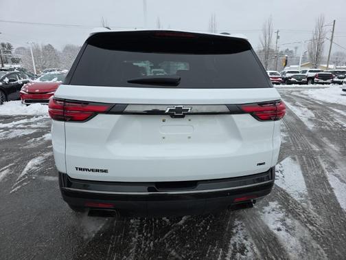 2023 Chevrolet Traverse Premier