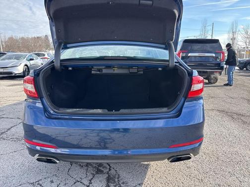 2015 Hyundai SONATA Sport