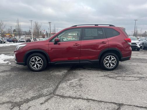 2020 Subaru Forester Premium