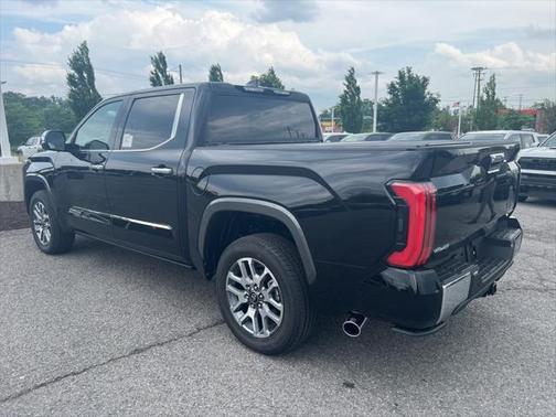 2025 Toyota Tundra Hybrid 1794 Edition