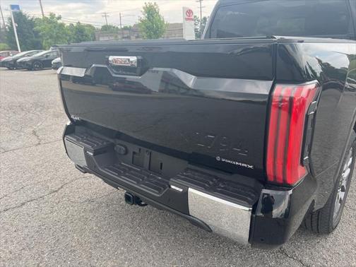 2025 Toyota Tundra Hybrid 1794 Edition