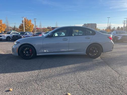 2023 BMW 330 xDrive