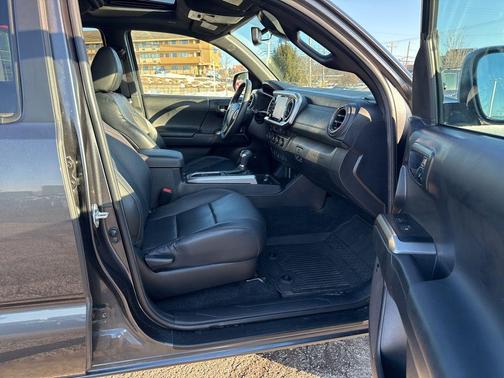 2023 Toyota Tacoma Limited