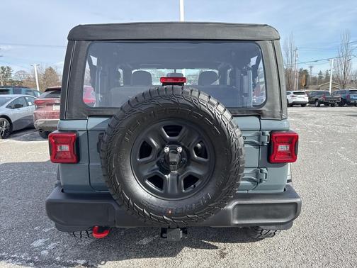 2025 Jeep Wrangler Sport