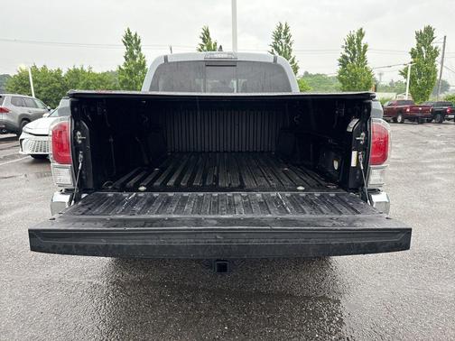 Cement 2020 Toyota Tacoma TRD Off Road