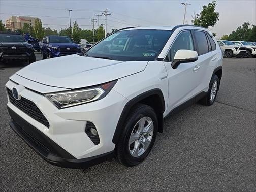 2021 Toyota RAV4 Hybrid XLE