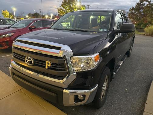 2015 Toyota Tundra SR5