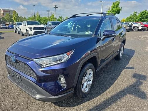 2021 Toyota RAV4 Hybrid XLE