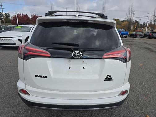 2018 Toyota RAV4 Adventure