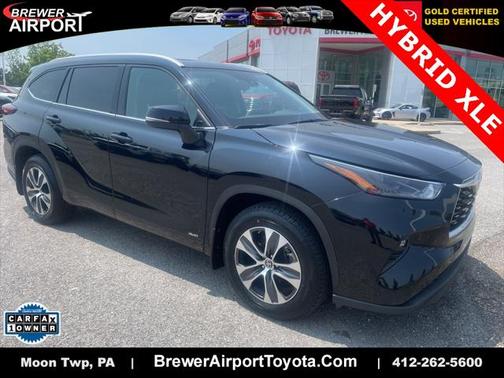2022 Toyota Highlander Hybrid XLE