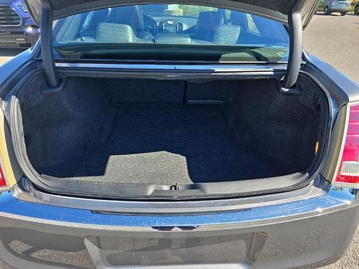2011 Chrysler 300C Base