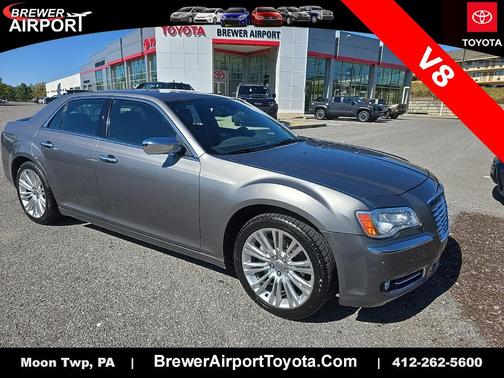 2011 Chrysler 300C Base