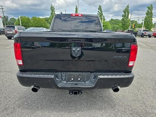 2022 RAM 1500 Classic SLT