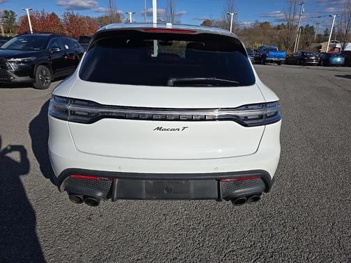 2023 Porsche Macan T