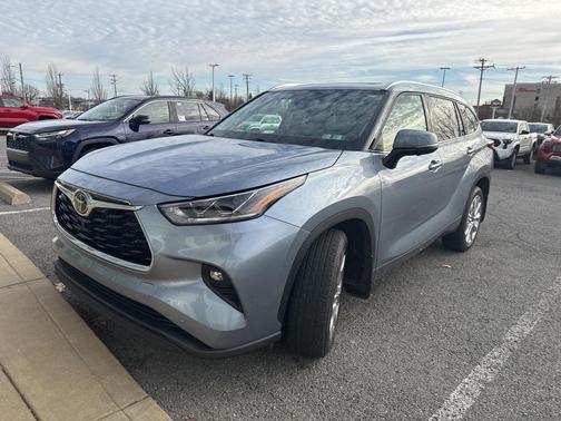 2023 Toyota Highlander Limited