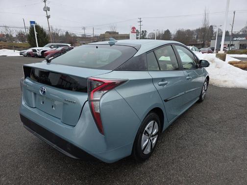 2016 Toyota Prius Four
