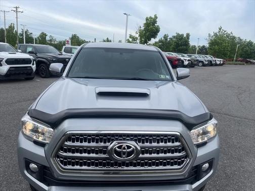 2016 Toyota Tacoma TRD Sport