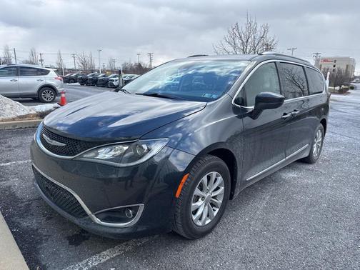 2019 Chrysler Pacifica Touring L
